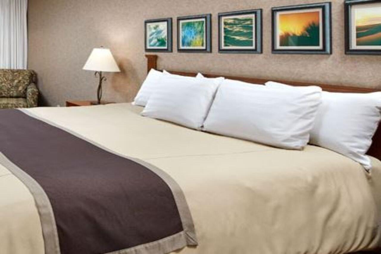 คาวาเลียร์ โอเชียนฟรอนต์ รีสอร์ต Hotel ซานซิเมียน ภายนอก รูปภาพ