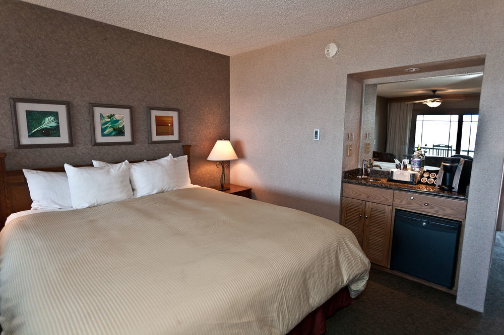 คาวาเลียร์ โอเชียนฟรอนต์ รีสอร์ต Hotel ซานซิเมียน ภายนอก รูปภาพ